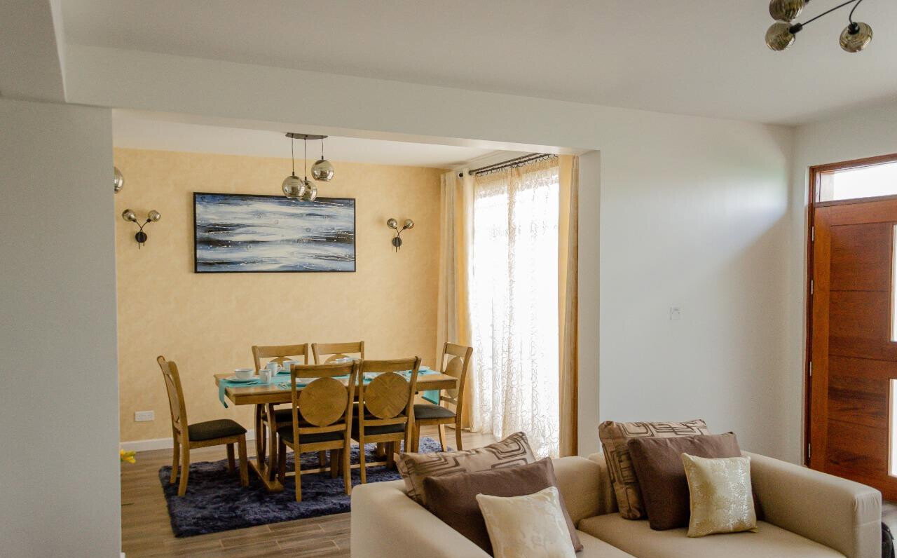 4BR Maisonette with DSQ & Solar Provision - South C Gated