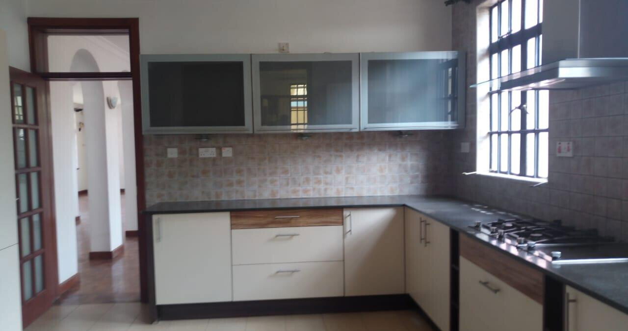4BR Townhouse with Fireplace & 350K Monthly Yield - Lavington