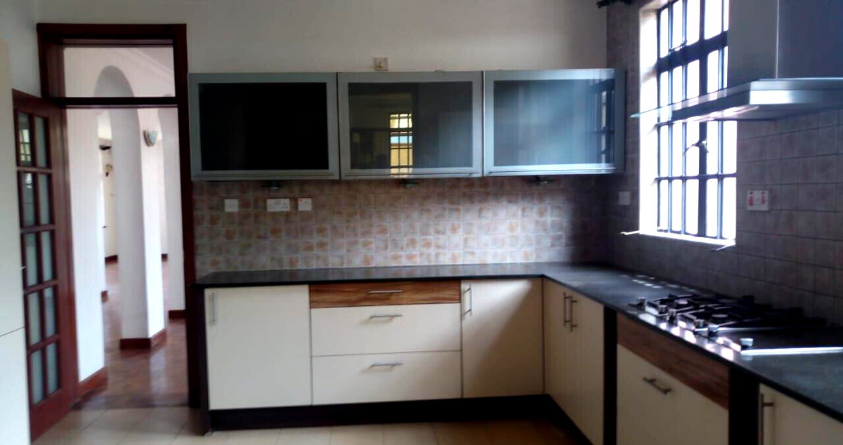 4BR Townhouse with Fireplace & 350K Monthly Yield - Lavington
