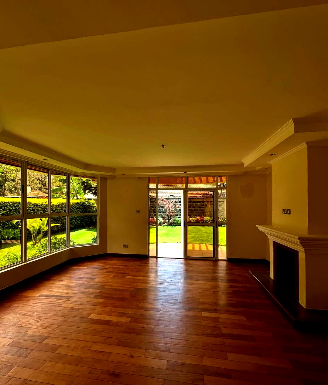 5-Ensuite Townhouse with Gym, Jacuzzi & DSQ - Lavington