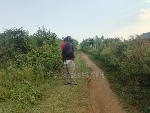 Bondo Jooust Gate B Near the Marquies Hotel