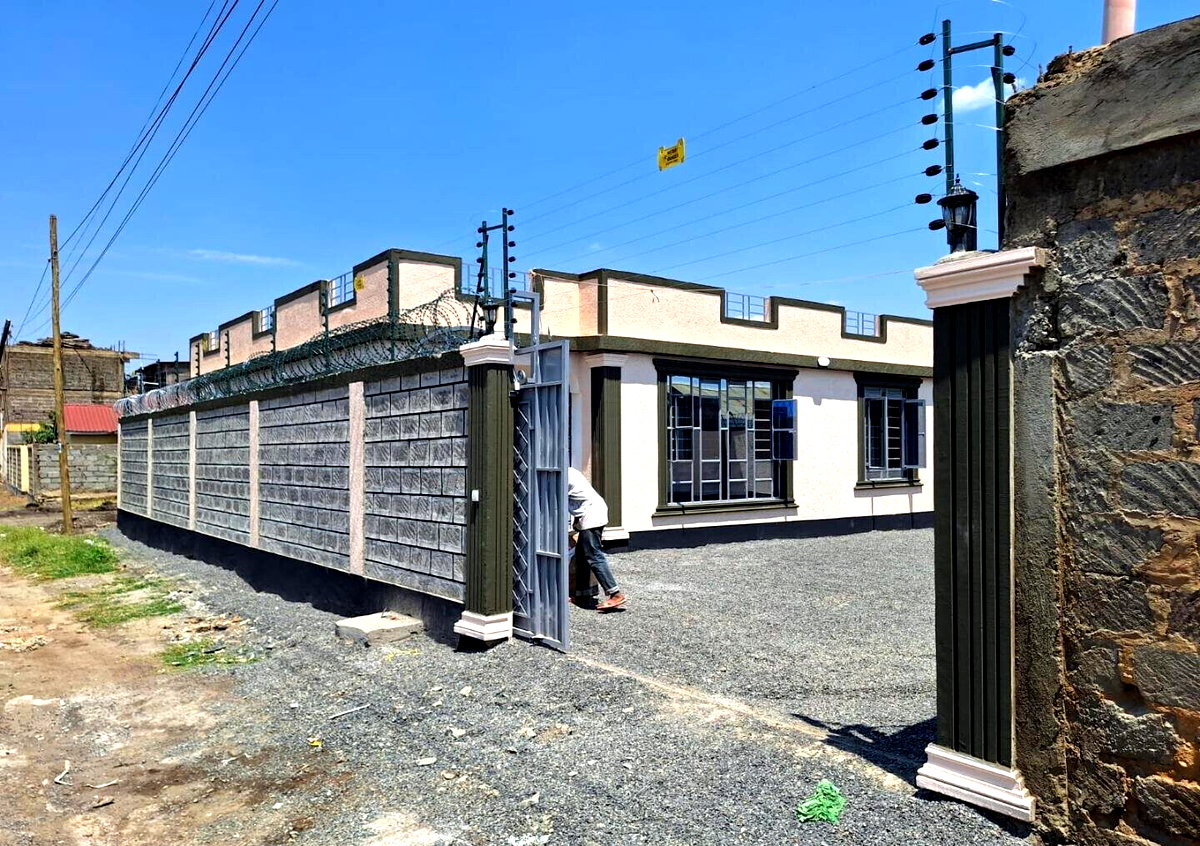 Brand New 3BR All-Ensuite Townhouse with Ready Title - Ruiru Kimbo