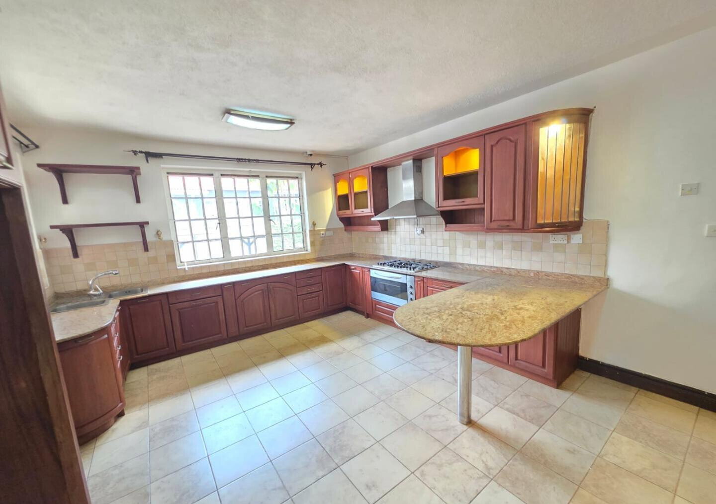 6BR Garden Home at KSh 550K