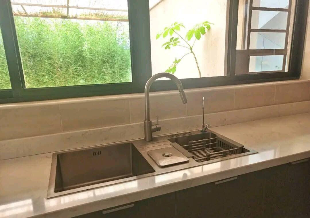 5-Bed Townhouse with DSQ & Double-Volume Living – Karen