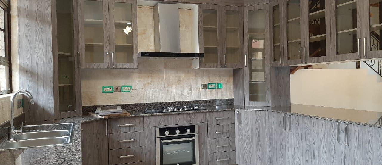 Brand New 5-Ensuite Townhouse with Lift & Mature Garden - Lavington