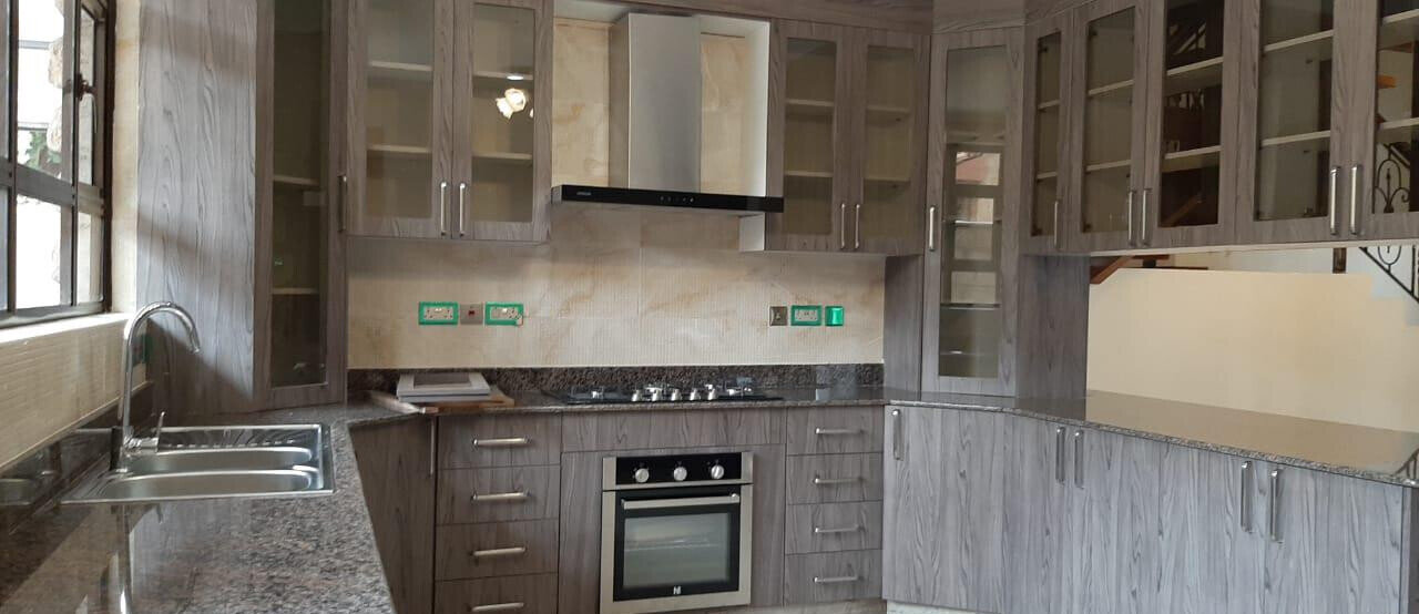 Brand New 5-Ensuite Townhouse with Lift & Mature Garden - Lavington