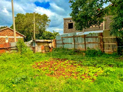 Prime Commercial Plot Touching Tarmac for Sale in Kinoo. - Image 1