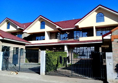 Spacious 4BR Home with Garden