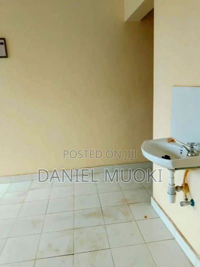 1bdrm Room &amp; Parlour in Oloibon Hotel Area, Umoja for rent - Image 4