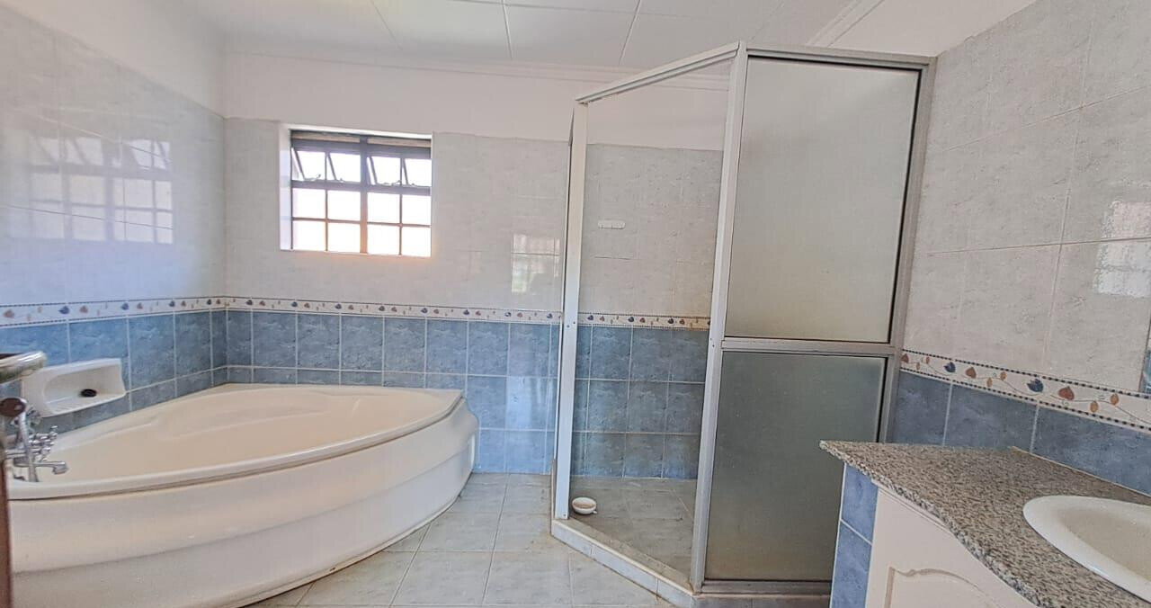 4-Ensuite Townhouse with Prayer Room & Pool - Westlands