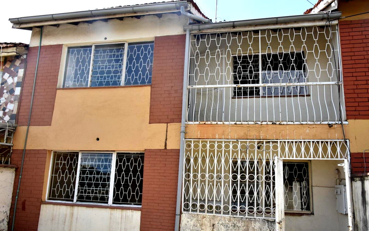 4BR Townhouse with DSQ & Master Ensuite - Golden Gate, South B