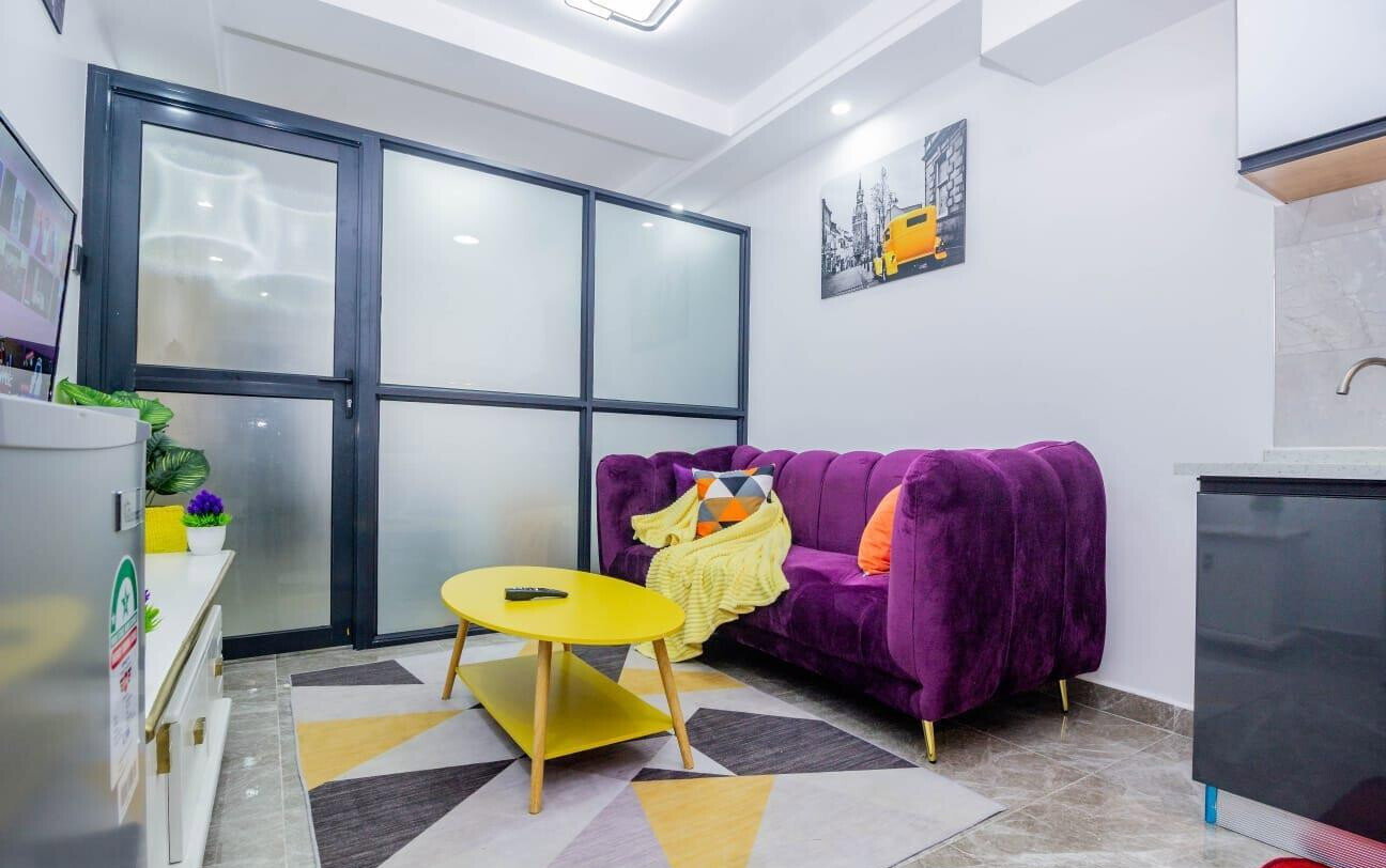 1BR Luxury Apartment with High-Speed Lifts & Gym - Kilimani