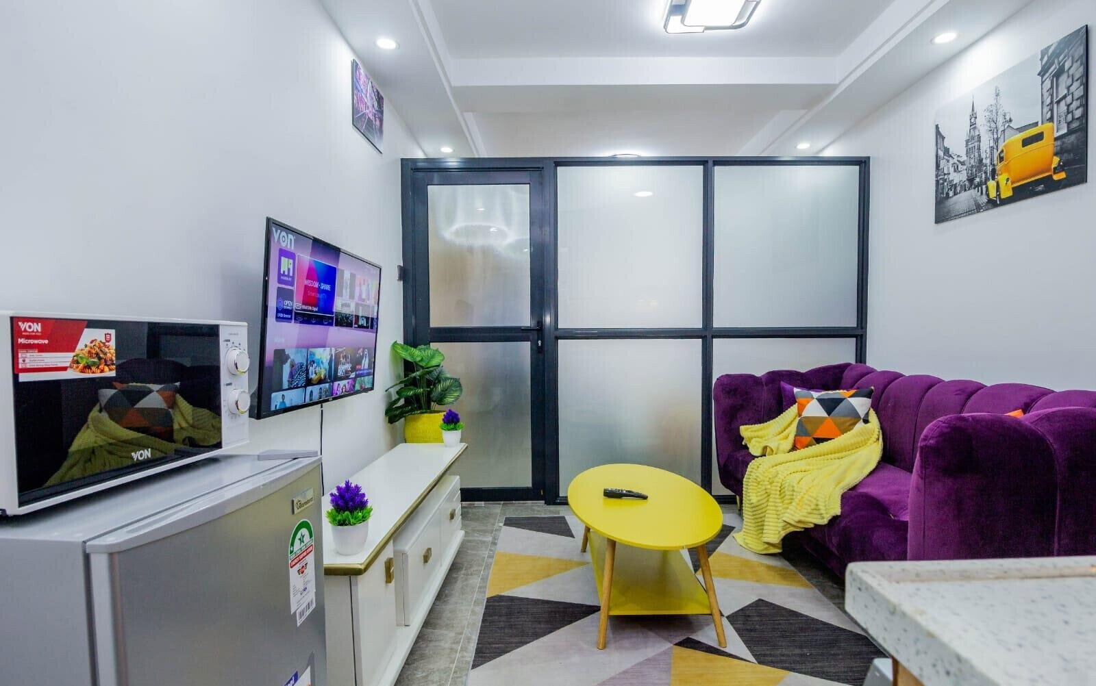 1BR Luxury Apartment with High-Speed Lifts & Gym - Kilimani