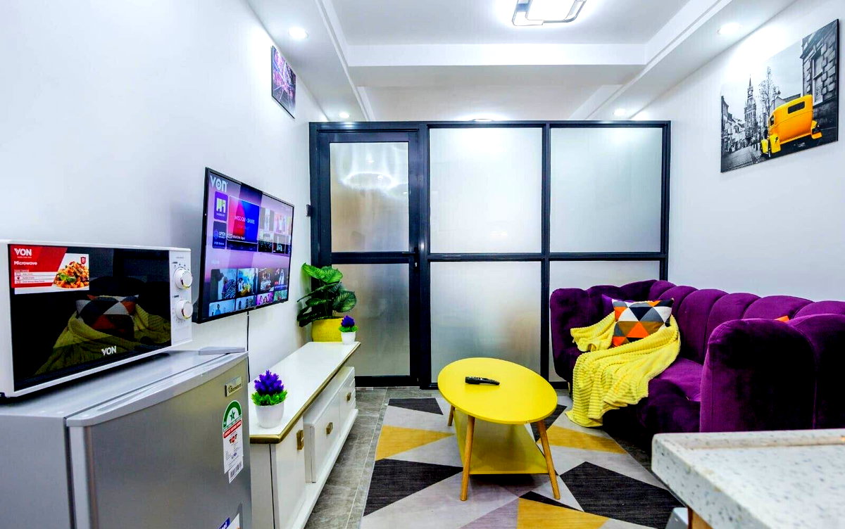 1BR Luxury Apartment with High-Speed Lifts & Gym - Kilimani