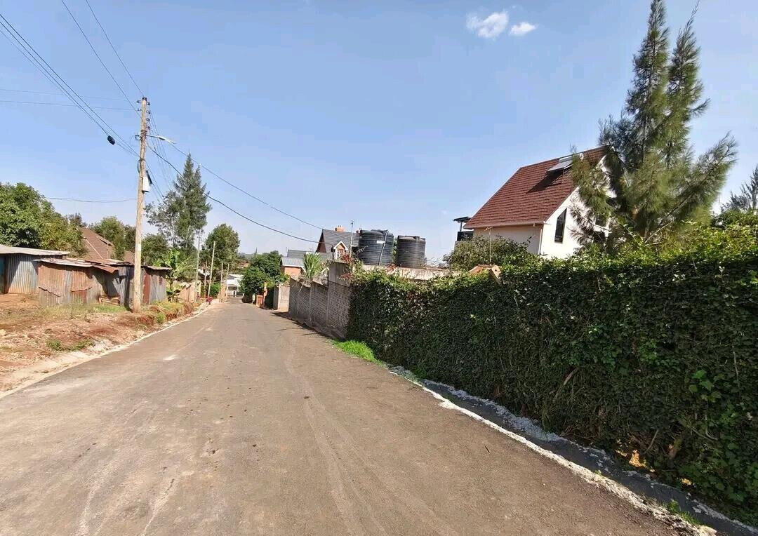 Garden Plot with Parking in Karen