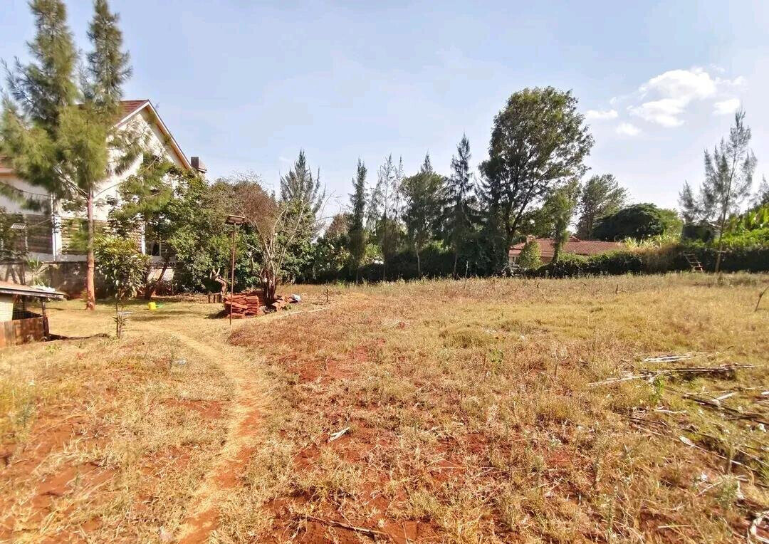 Garden Plot with Parking in Karen