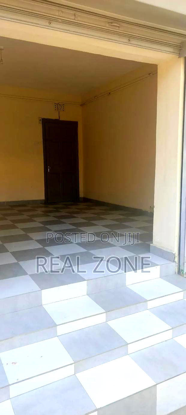 Shop at Ngara to Let