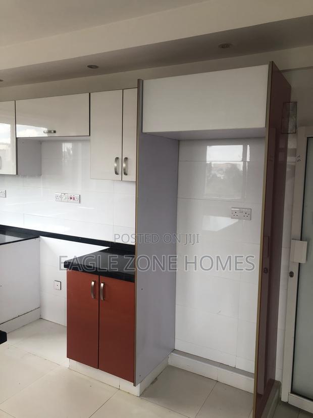 3bdrm Apartment in Rhapta Road for rent