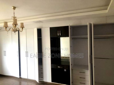 3bdrm Apartment in Rhapta Road for rent - Image 4