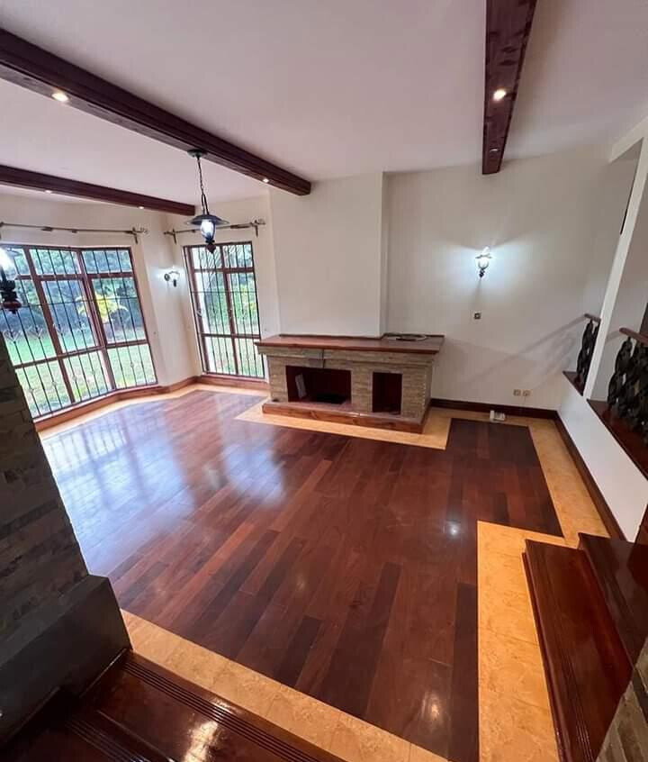4BR Townhouse with Indoor-Outdoor Flow & SQ - Runda