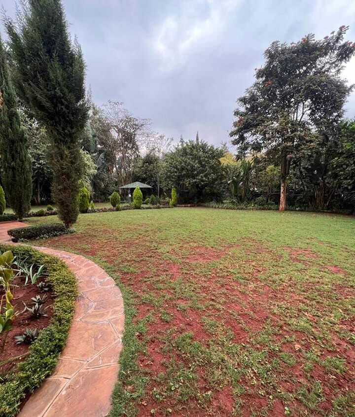 4BR Townhouse with Indoor-Outdoor Flow & SQ - Runda