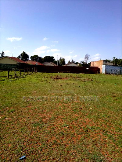 1/4 Plot Kimumu With Title Ideal for Rental - Image 1