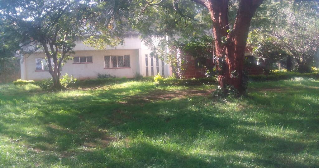 1 Acre Westlands Plot with Garden