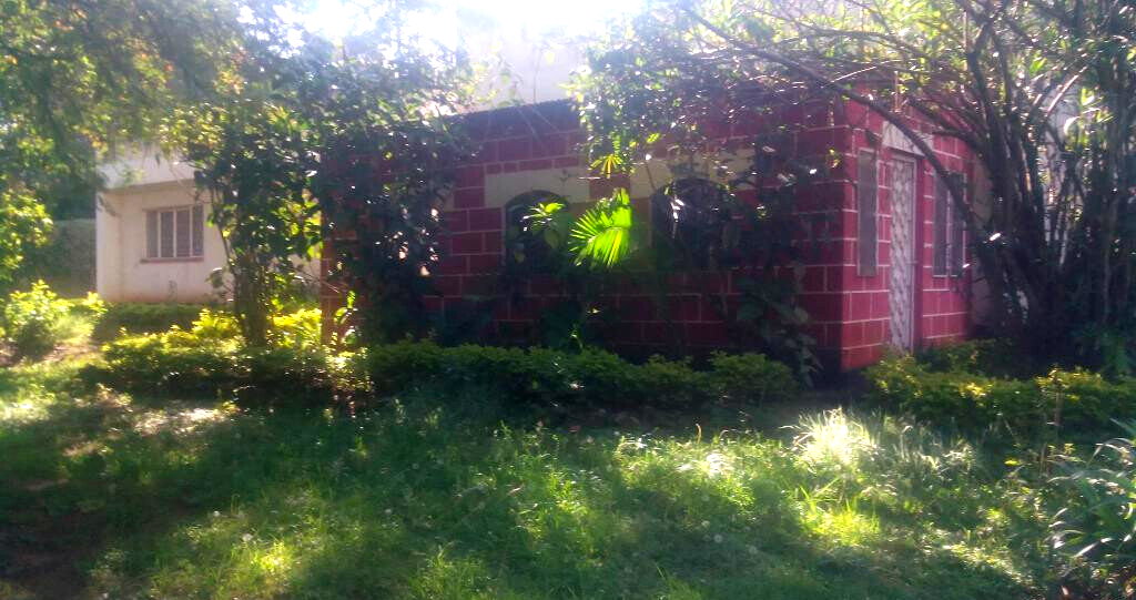 1 Acre Westlands Plot with Garden