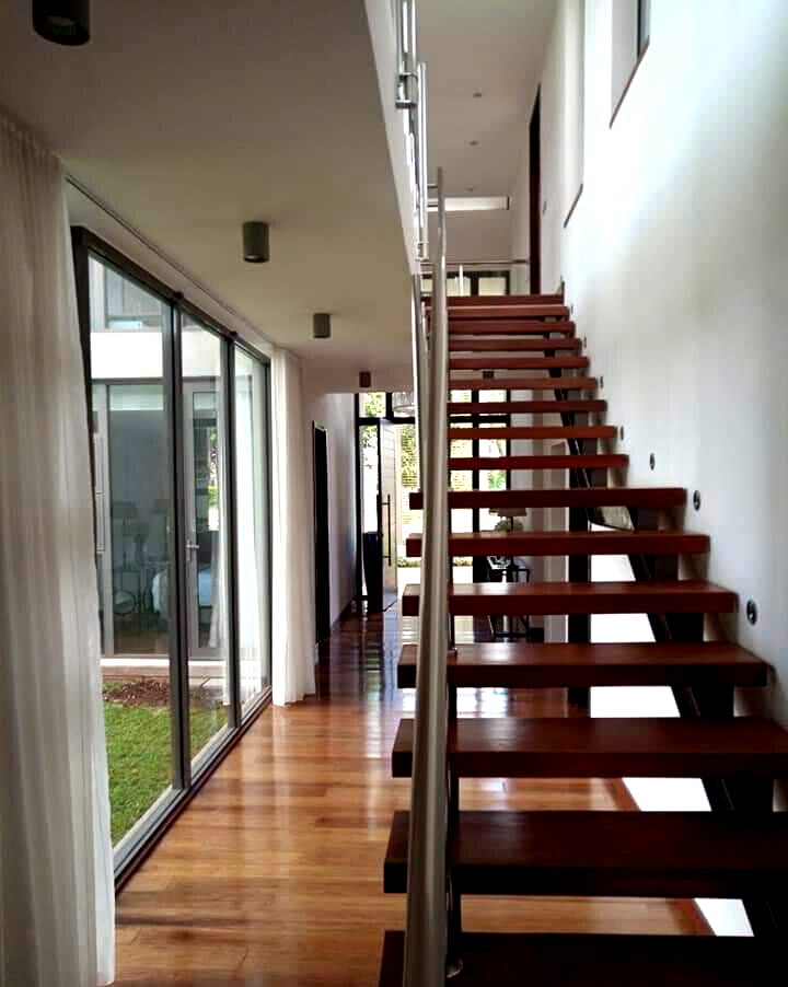 Half-Acre Villa with Private Pool & Clubhouse – Karen