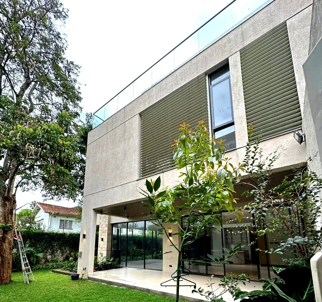 Executive 5BR Smart Villa in Gated Riverside Community - Nairobi
