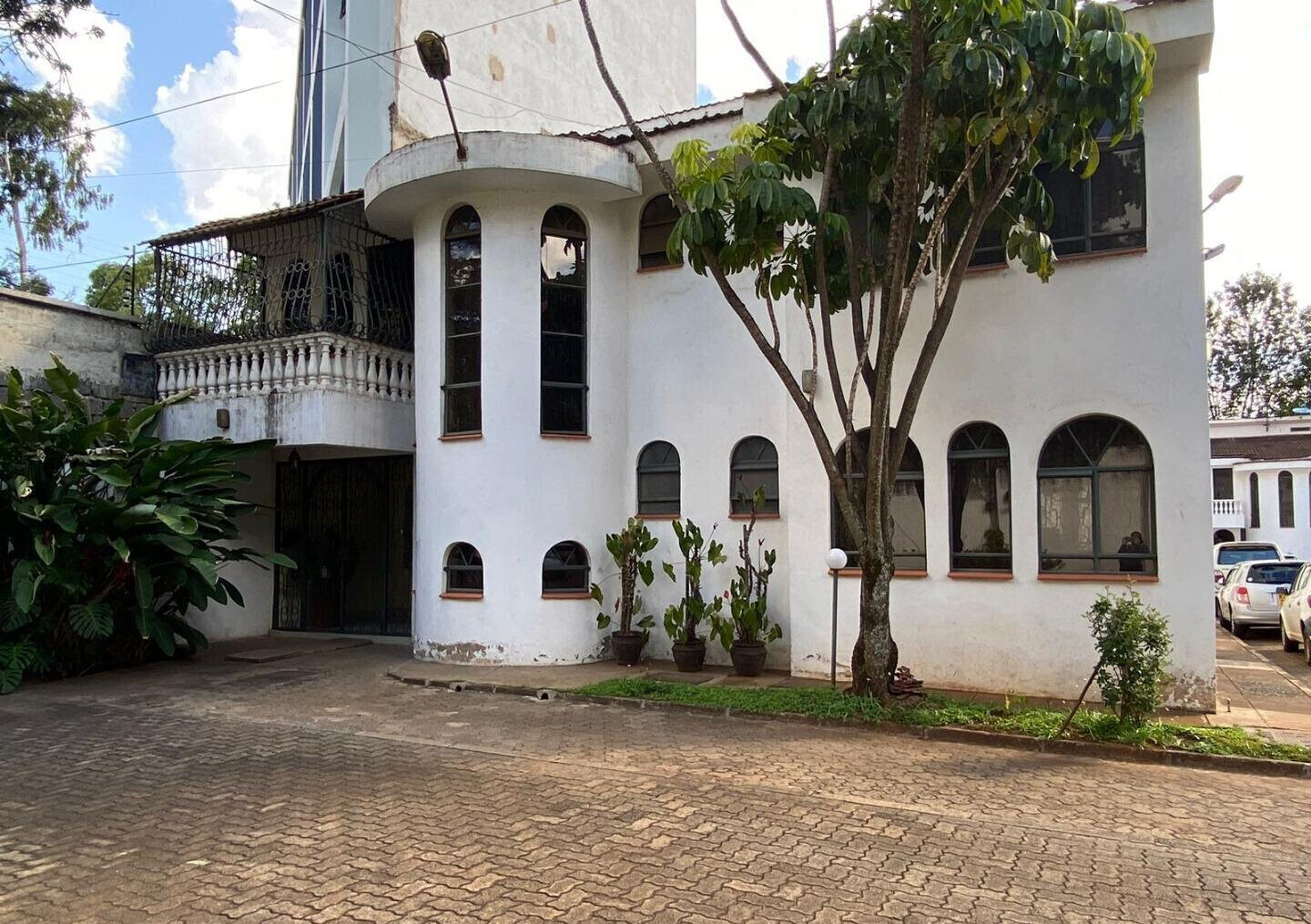 Spacious 5-Bed Townhouse with Water Security - Westlands