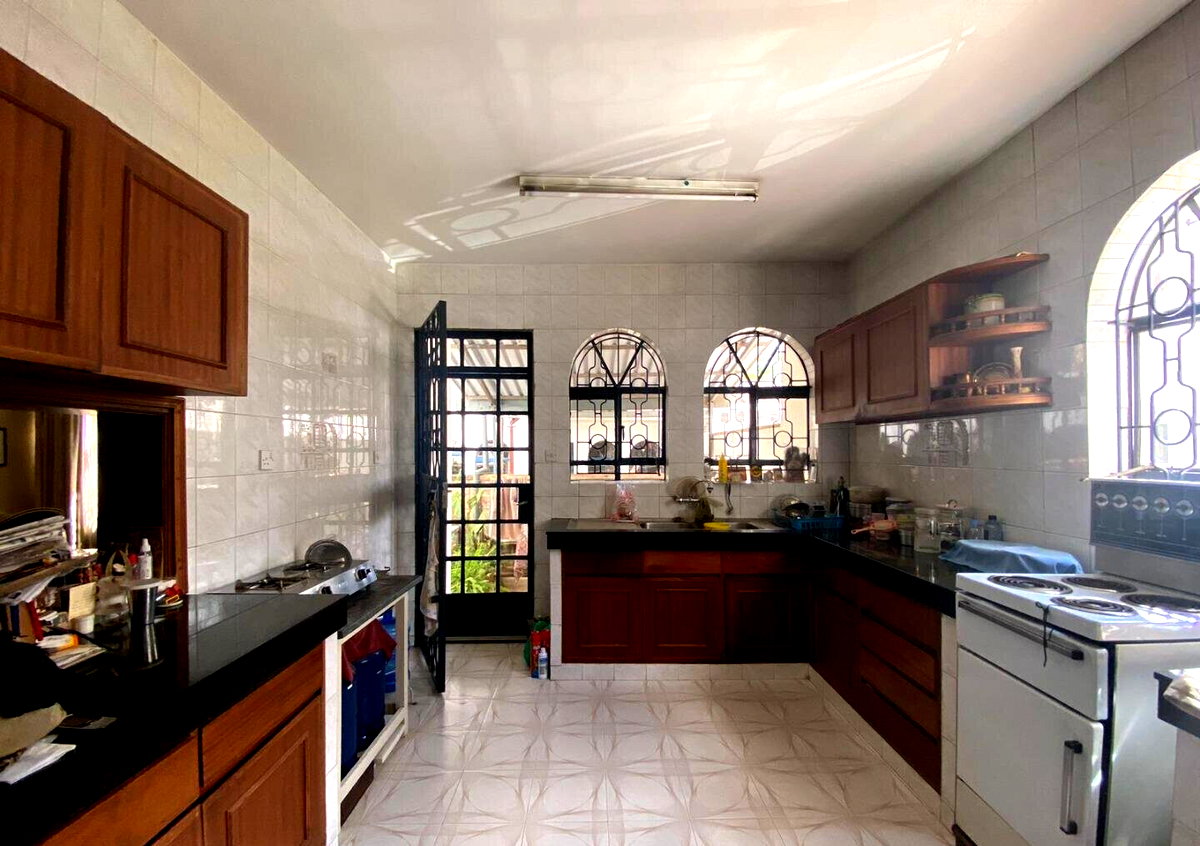 Spacious 5-Bed Townhouse with Water Security - Westlands