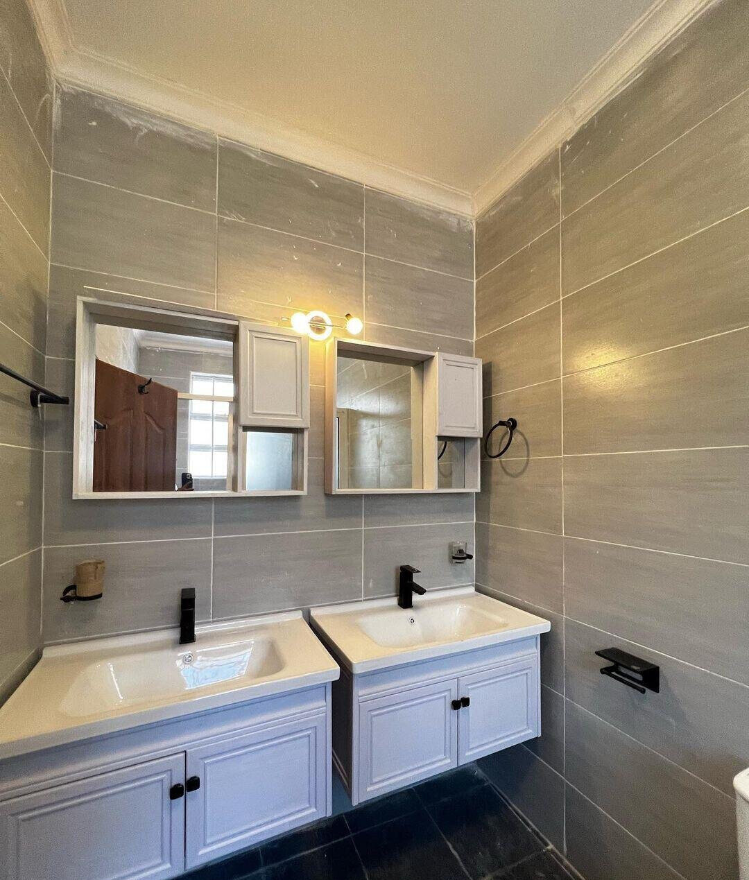 Customizable 4BR Villa with DSQ & Pool Option - Ngong
