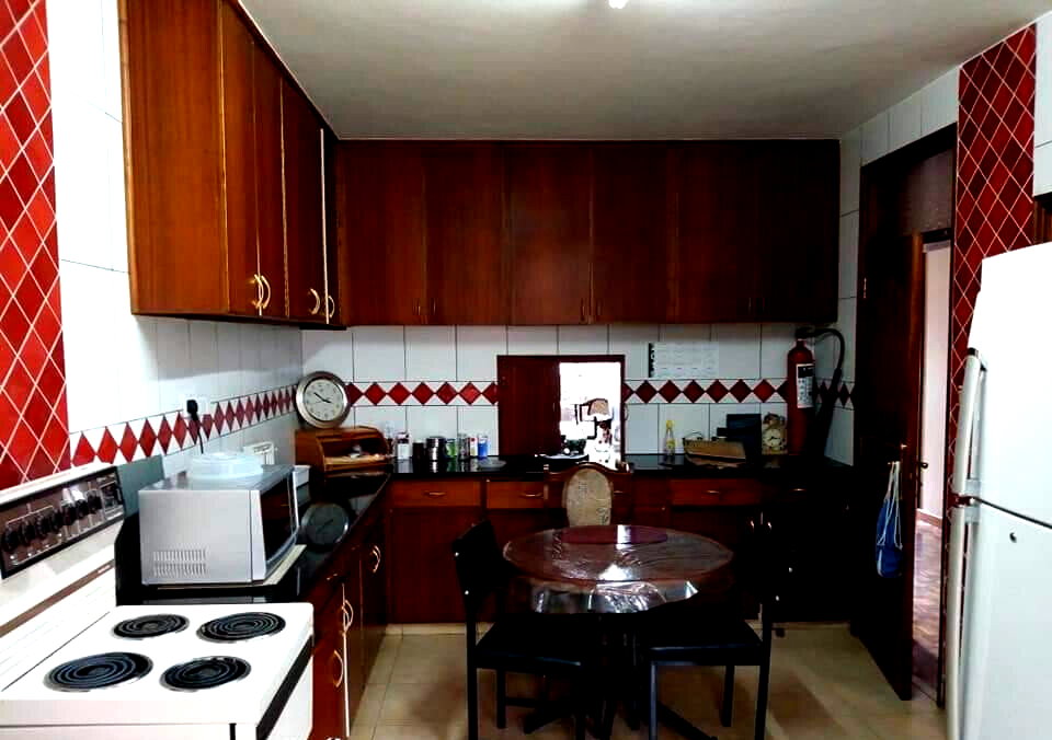 4BR Maisonette with Private Water Backup - Westlands