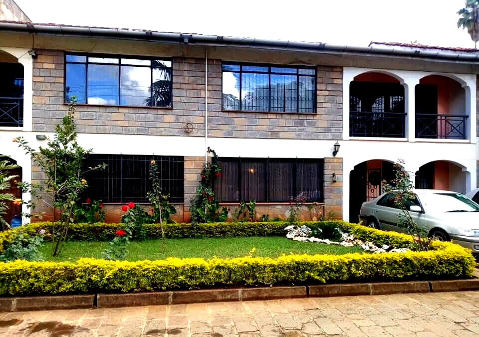4BR Maisonette with Private Water Backup - Westlands