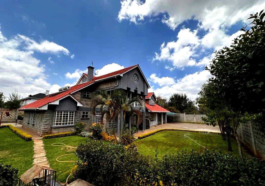Half Acre 5BR Haven at KSh 350K