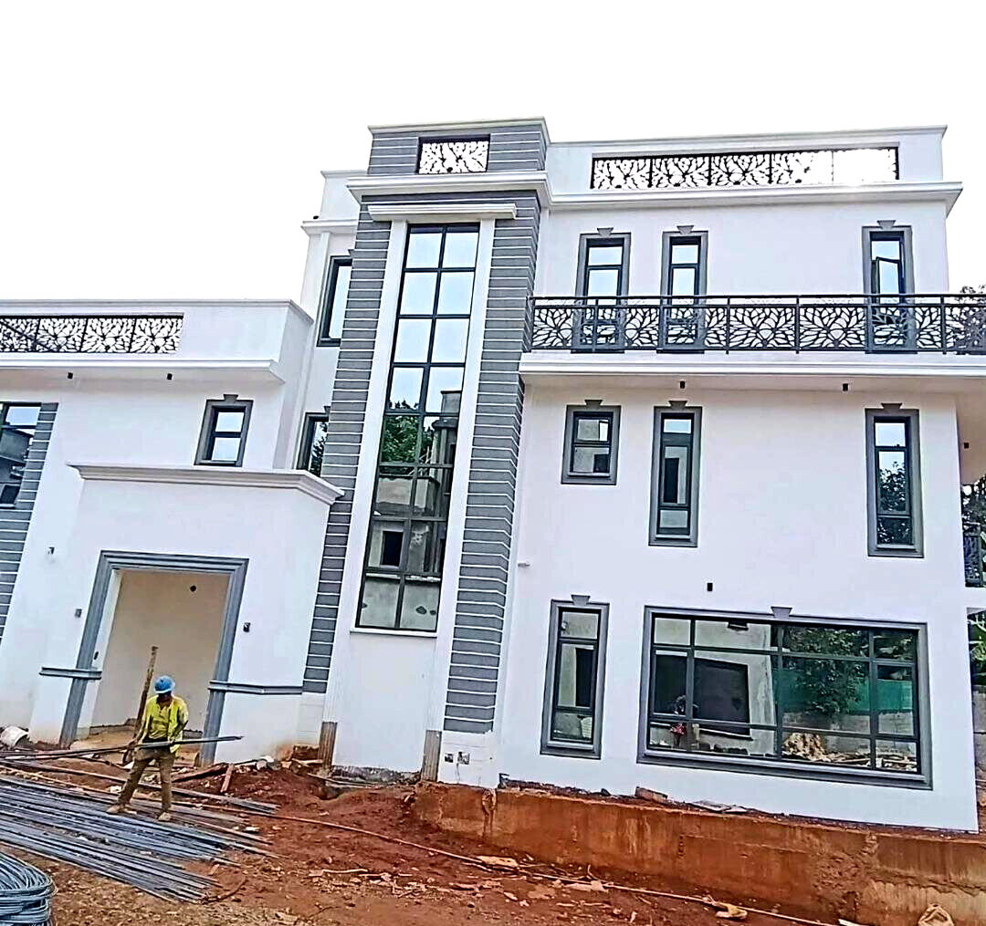 Quarter-Acre Luxury Villa with Private Pool - Lavington