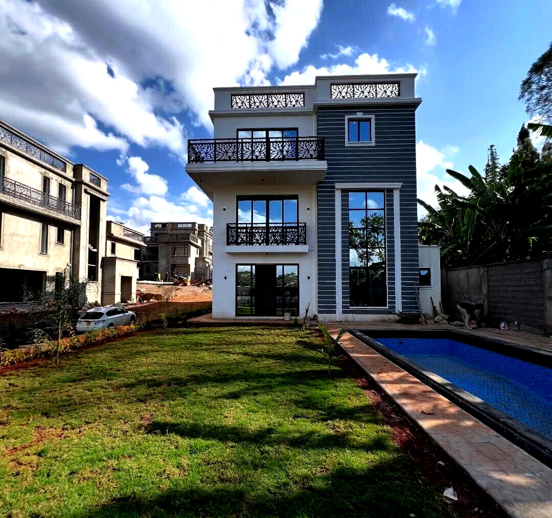 Private Pool Townhouse with DSQ in 4-Unit Gated Compound - Lavington