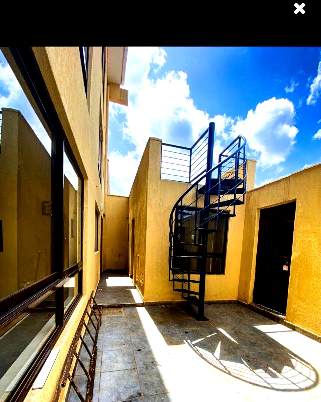 6-Bedroom Townhouse with Servant Quarters & TV Room – Langata