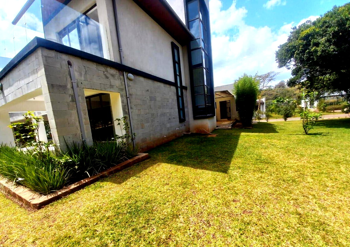 4-Ensuite Townhouse with Gym & Pool on Half-Acre – Karen