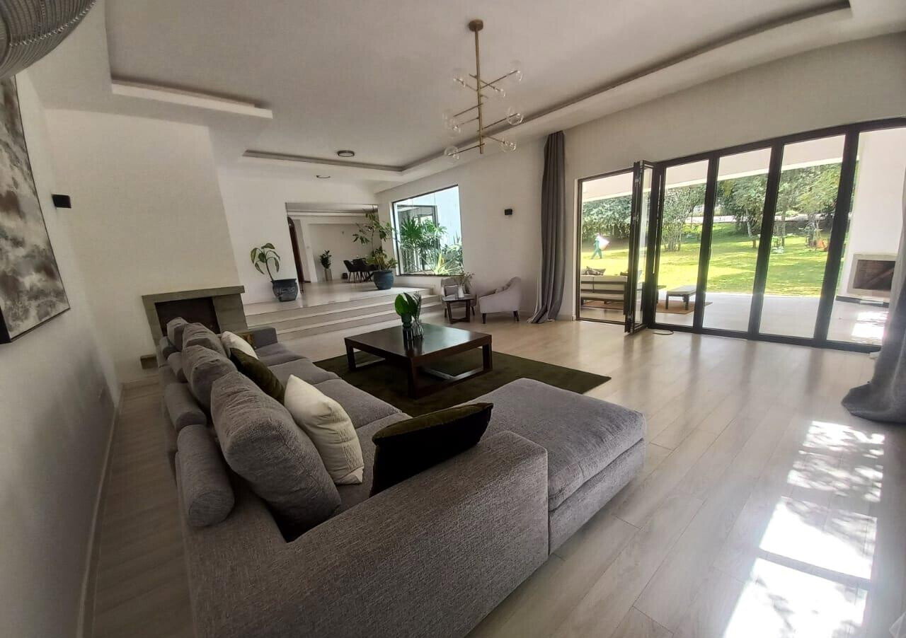 4-Ensuite Townhouse with Gym & Pool on Half-Acre – Karen