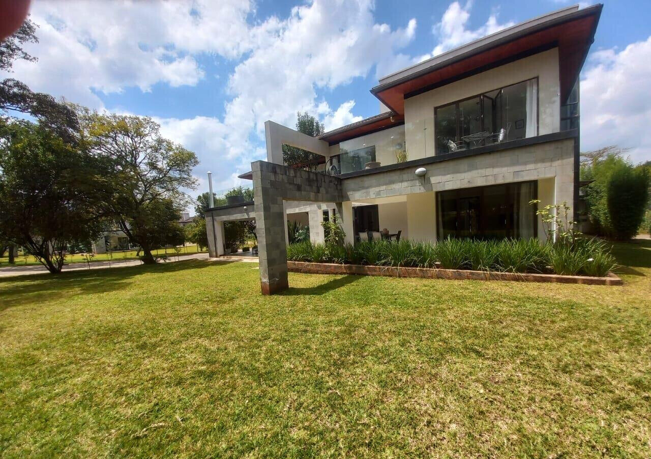 4-Ensuite Townhouse with Gym & Pool on Half-Acre – Karen