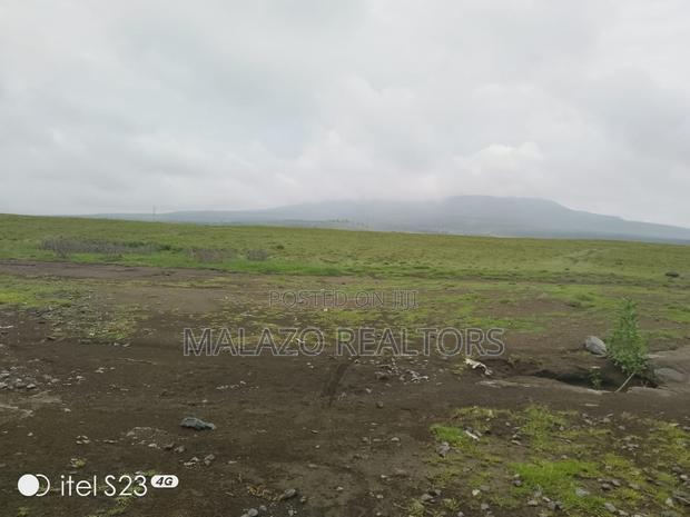 127 Acres for Sale in Longonot