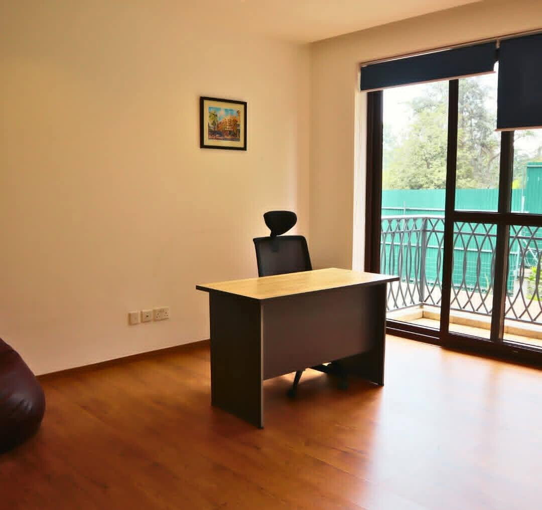 4BR Villa with 6 Lounges & Karura Views - Kitisuru