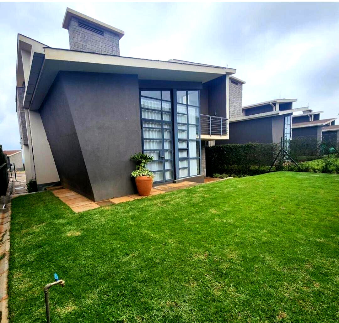 4BR All-Ensuite Townhouse with Heated Pool & Clubhouse - Limuru