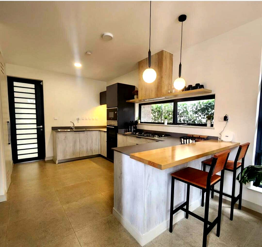 4BR All-Ensuite Townhouse with Heated Pool & Clubhouse - Limuru