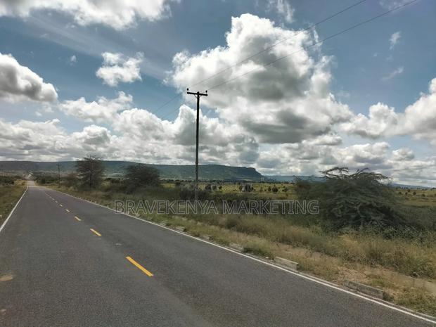 Prime 213-Acre Plot on Mombasa Road - Kes 25m/Acre