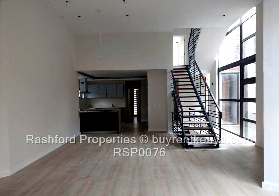 4-Ensuite Townhouse with Rooftop Terrace & DSQ - Lavington