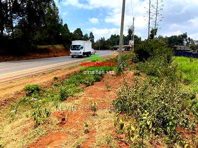 Land for Sale Touching Tarmac in Kikuyu, Kamangu. - Image 1