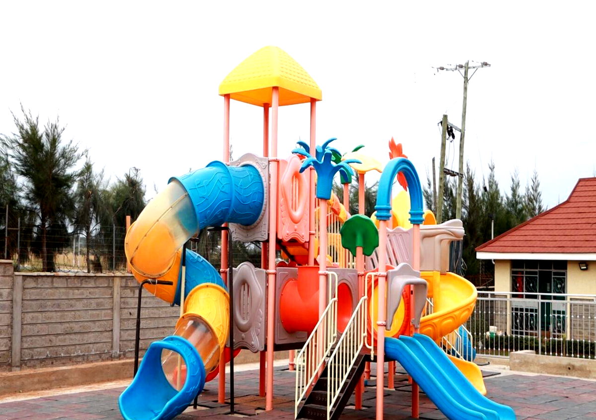 5BR All-Ensuite Townhouse with Penthouse & DSQ - Kitengela Gated Estate